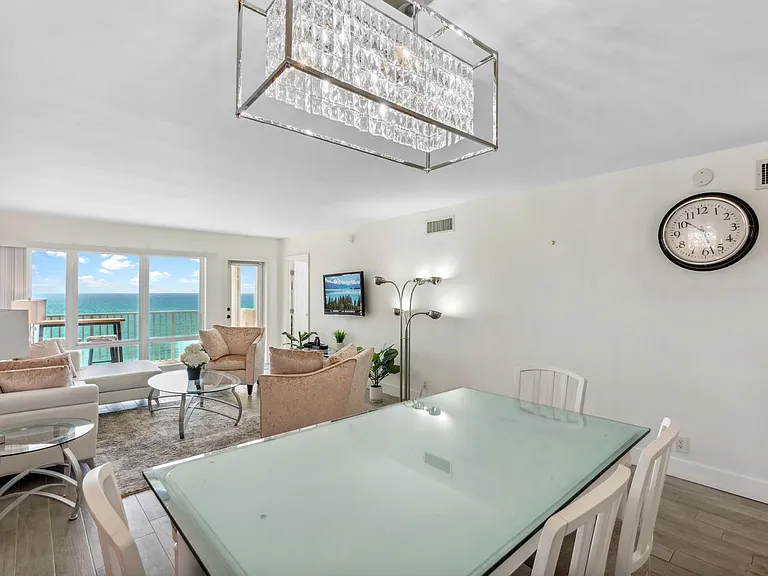 750 N Ocean Blvd #1507 — Photo 16