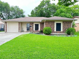 10115 Carlow Ln, La Porte, TX 77571