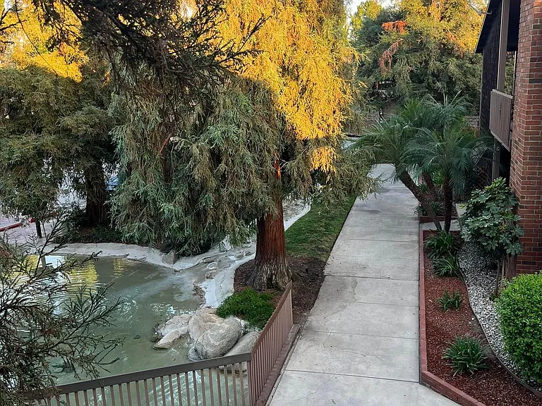 1066 Cabrillo Park Dr #A — Photo 3