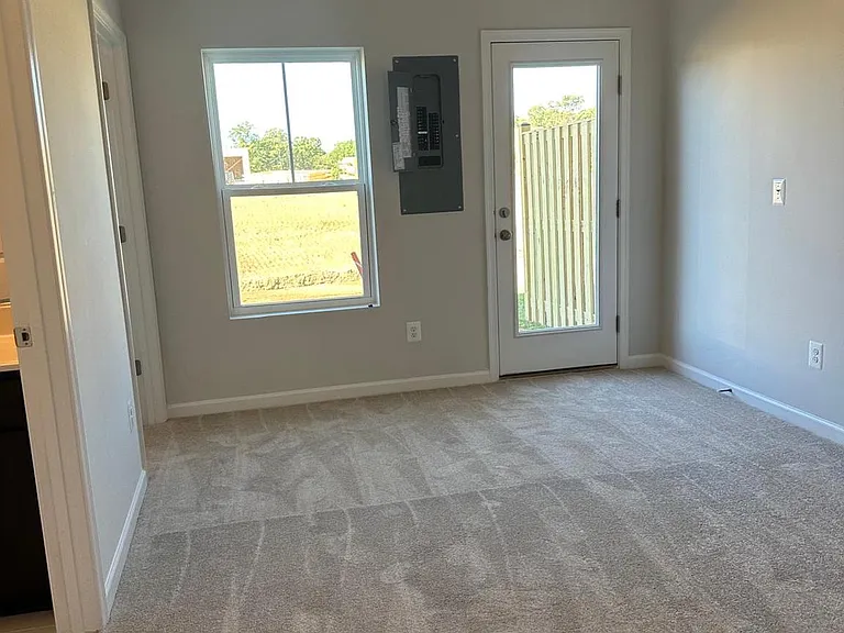 148 Galaxy Pl — Photo 4