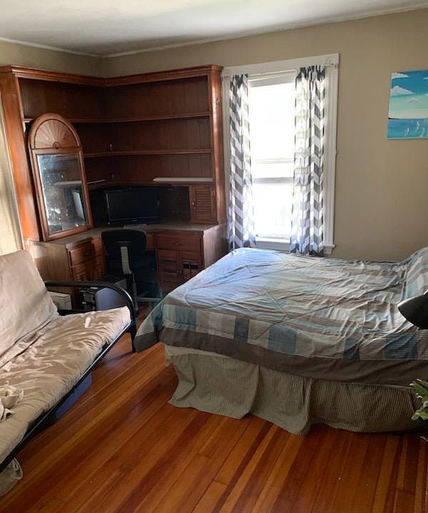 1st image of 18 Allerton St #1