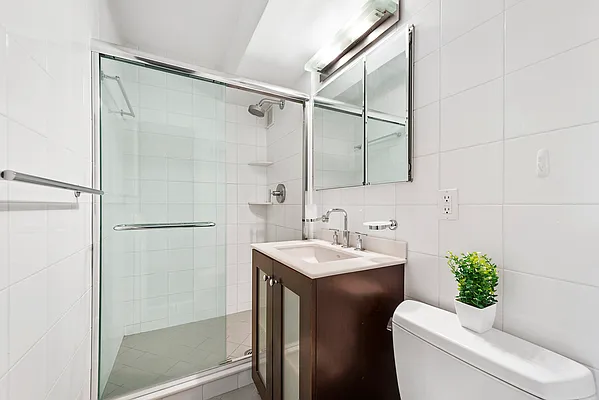 Sold by Compass | media 20