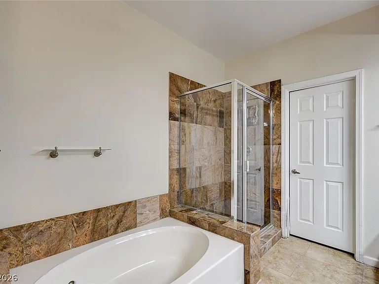 10611 Amber Ridge Dr #103 — Photo 22