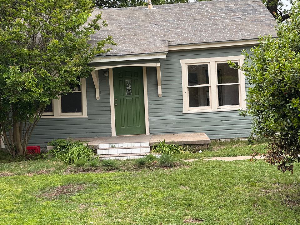 1st image of 3225 NW 15th St