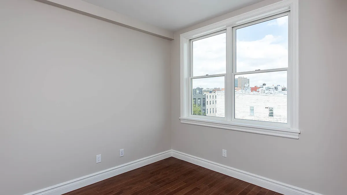 Building Photo - 439 Knickerbocker Ave #3B