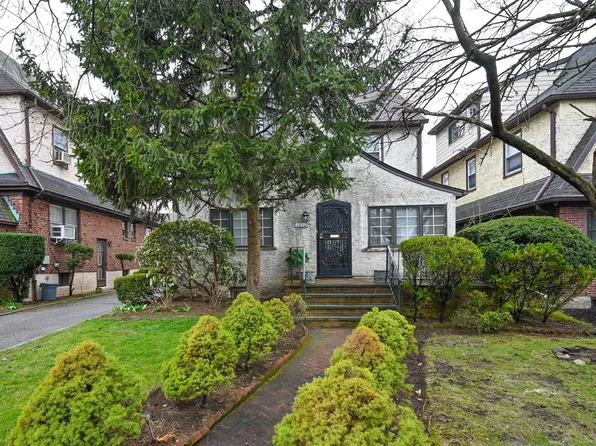32-10 167 Street, Flushing, NY 11358