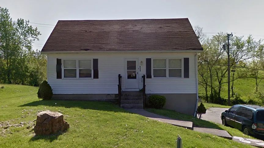 140 Hager Dr - R1 - 1 — Photo 1
