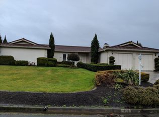 422 173rd Pl NE, Bellevue, WA
