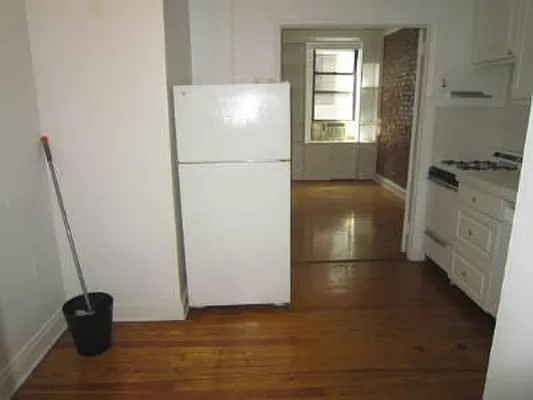 Rented by Immac Realty | media 25