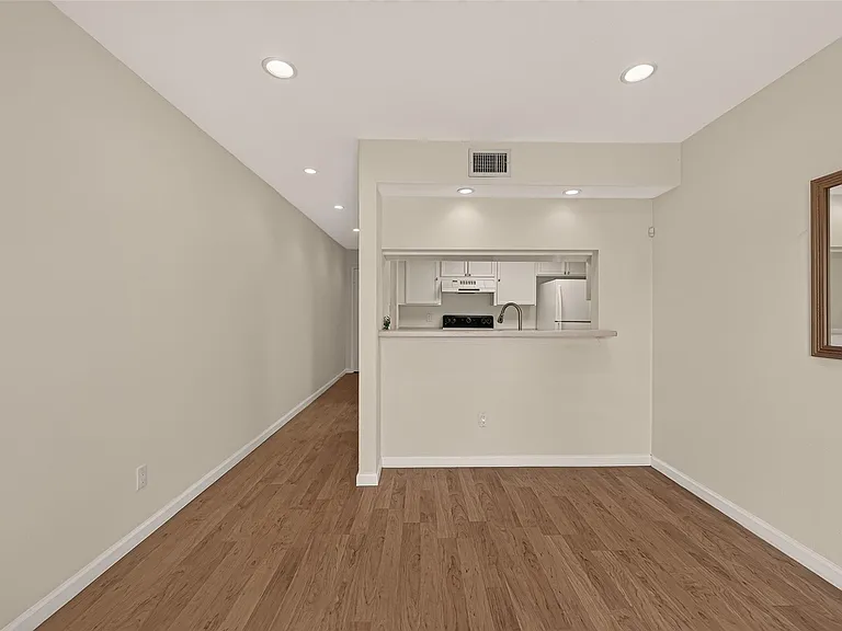 12633 Memorial Dr #130 — Photo 7