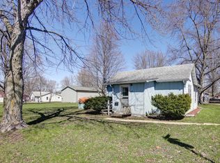 1400 Avenue L, Sterling, IL 61081