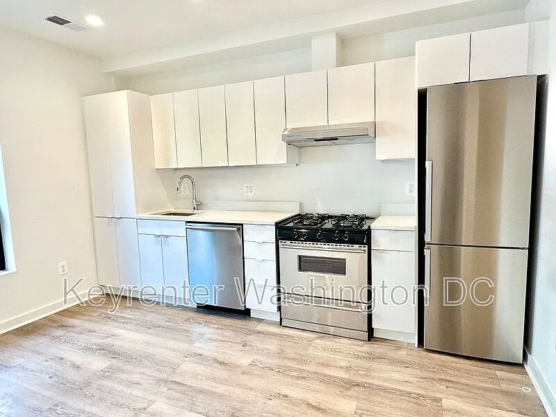 1 bed, 1.0 bath, 441 sqft, $1,750 — Photo 4