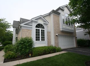 101 Manchester Dr, Buffalo Grove, IL