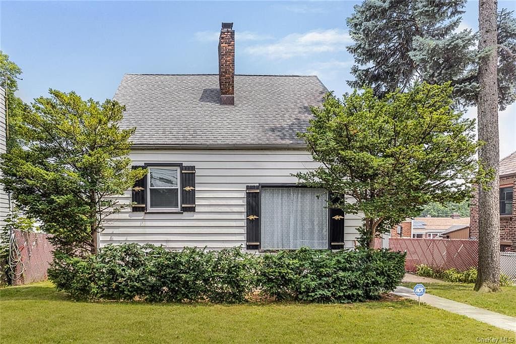 20 Longmeadow Road, Yonkers, NY 10704 MLS H6257949 Zillow