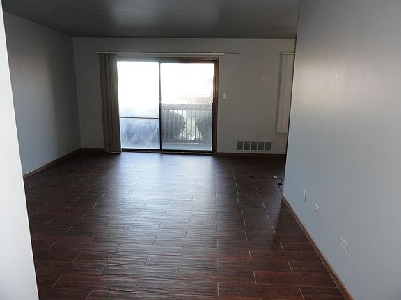 5th image of 15709 Peggy Ln APT 3
