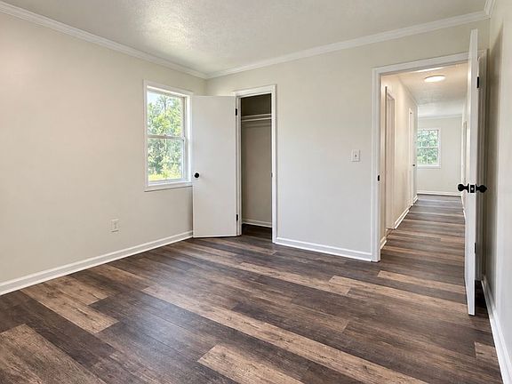 2nd image of 156 Urquhart Way