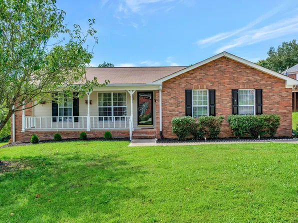 211 Eisenhower Dr, Ashland City, TN 37015