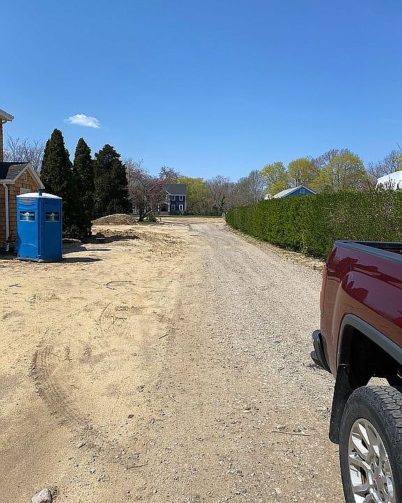 1st image of 423 S Jamesport Ave