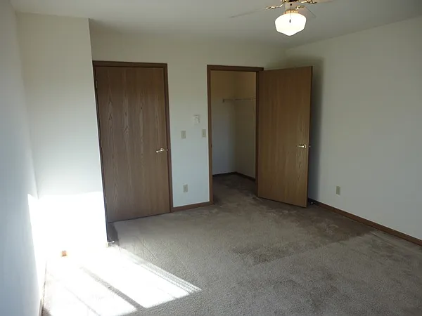 68 S Mountin Dr — Photo 12
