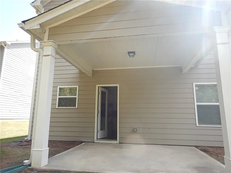 720 Country Ridge Dr — Photo 22