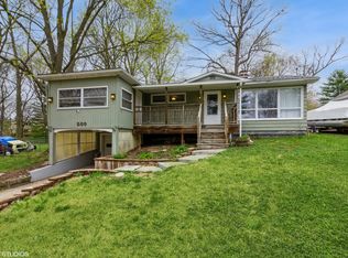 580 Holiday Dr, Somonauk, IL 60552
