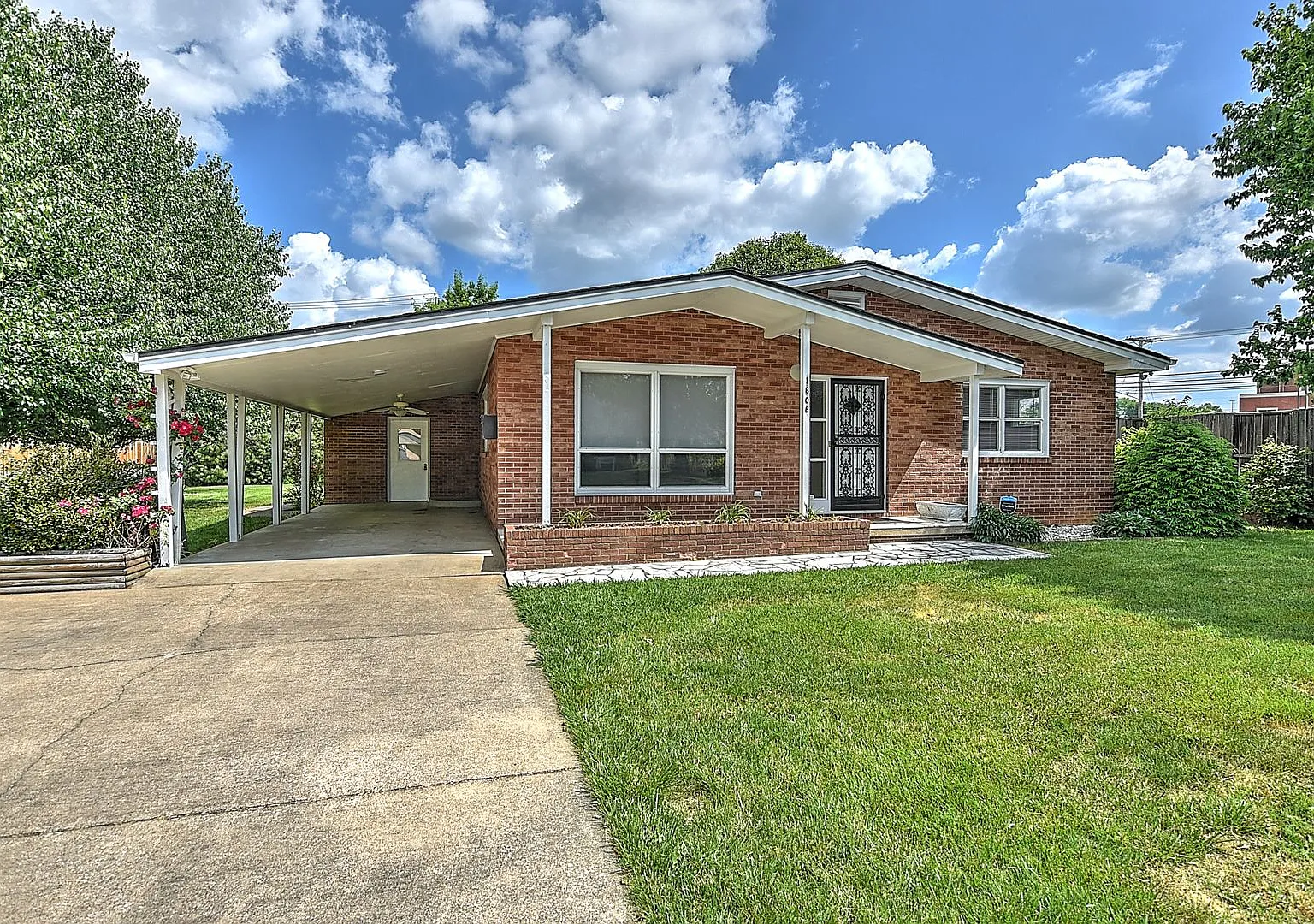 Great One Level Home in Greenacres — Photo 1