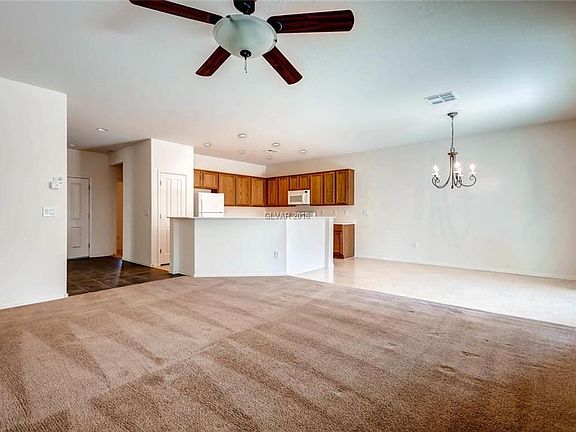3rd image of 3224 Flinthead Dr