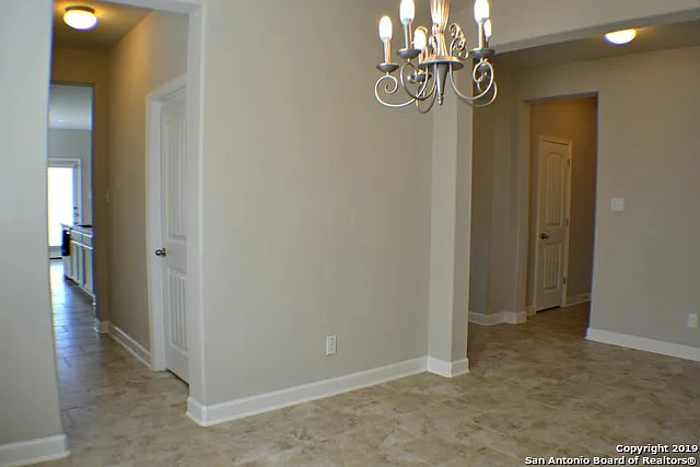 3127 Pinecone Cv — Photo 8