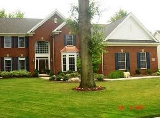 32341 Legacy Pointe Pkwy, Avon Lake, OH 44012