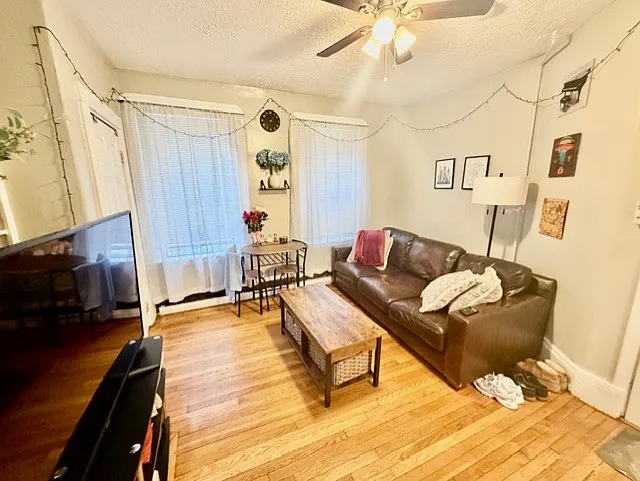 1 bed, 9999 sqft, $2,675 — Photo 2