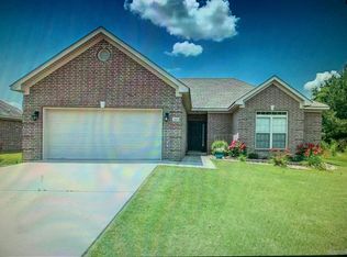 1103 Oak Glenn Loop, Bryant, AR 72022