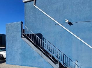 219 Candelaria Rd NW #211-4, Albuquerque, NM 87107