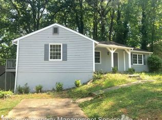 941 Hemingway Rd, Stone Mountain, GA 30088