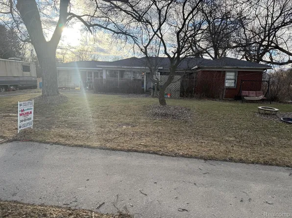 1730 S Lapeer Rd, Lake Orion, MI 48360