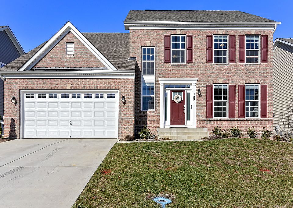 Gorgeous Colonial