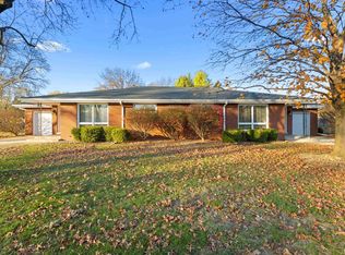 911 E Jackson St #913, Morton, IL