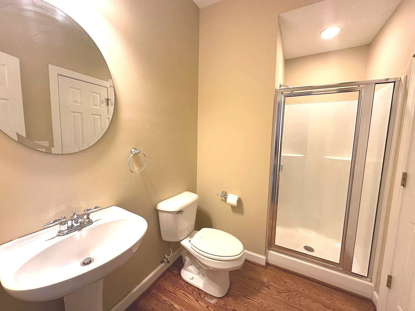 5 bed, 3.0 bath, 2756 sqft, $3,250 — Photo 4