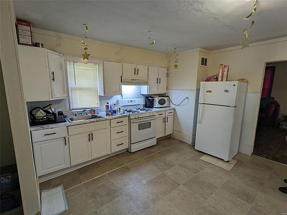2nd image of 5254 Hodiamont Ave