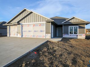 420 E 8th St, Tea, SD 57064