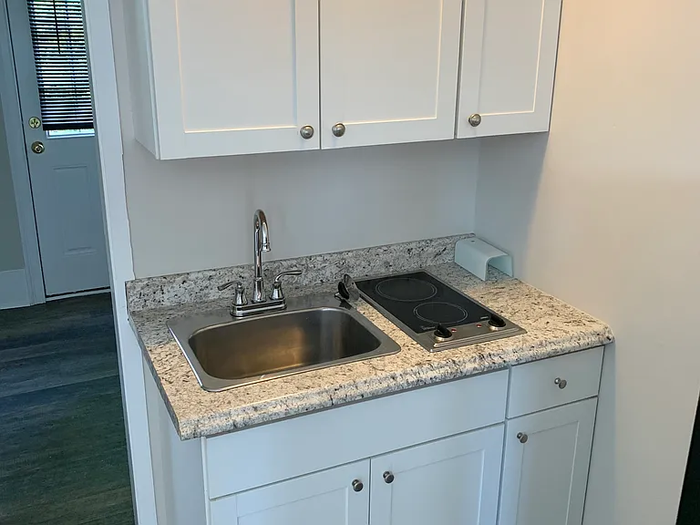 15 Franklin St #1 — Photo 2