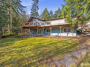 60 Cressey Ln, Port Ludlow, WA 98365