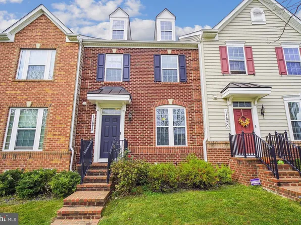 11672 Emerald Green Dr, Clarksburg, MD 20871