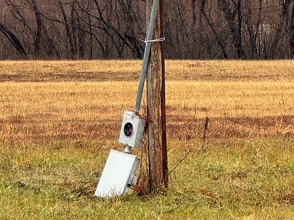 2nd image of 2500 E McGee Ave