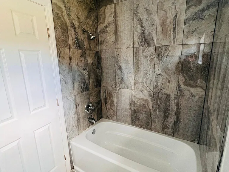 738 N Lorri Ave — Photo 17