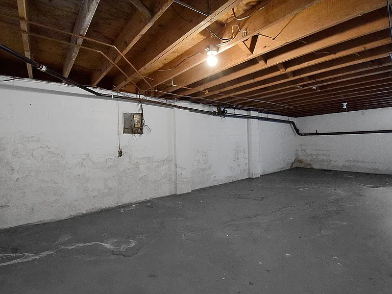 2383 Belcher Dr — Photo 31