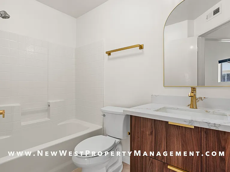 5522 Renaissance Ave #1 — Photo 21
