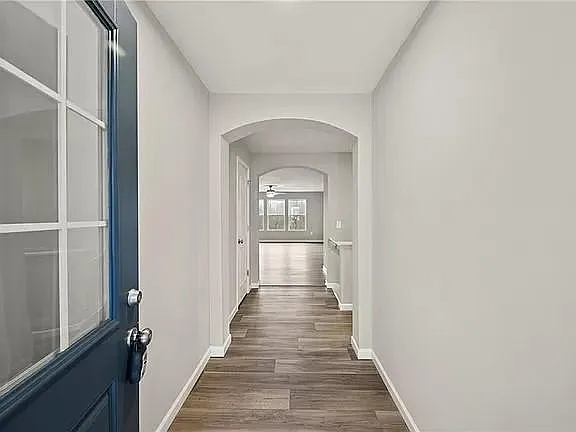 335 Port Way — Photo 6