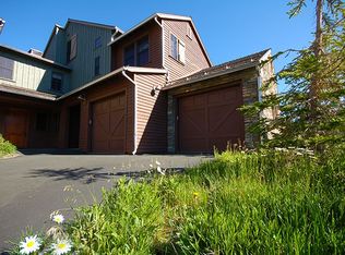 1137 Pyramid Peak Dr APT 1137, Mammoth Lakes, CA 93546