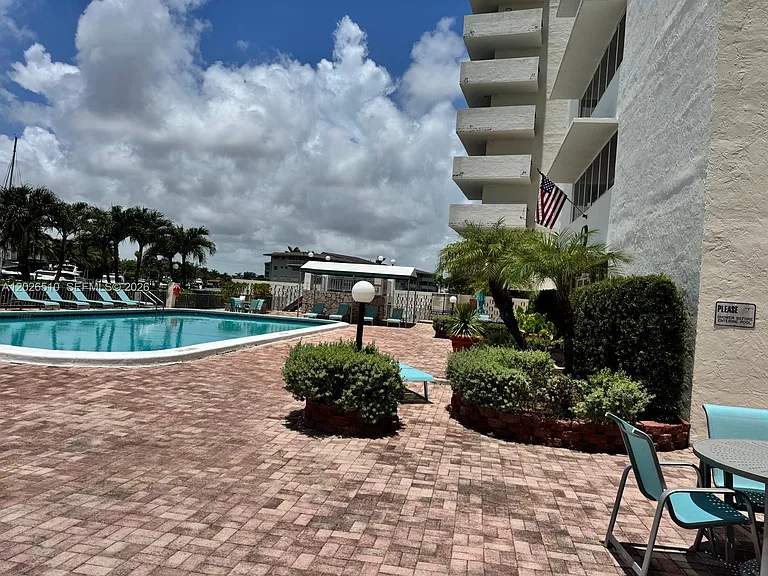 401 Golden Isles Dr #614 — Photo 55
