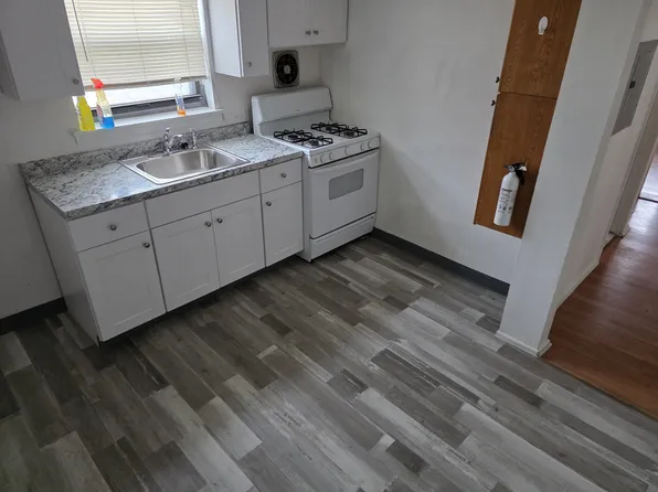 255 Centre St, Nutley, NJ 07110
